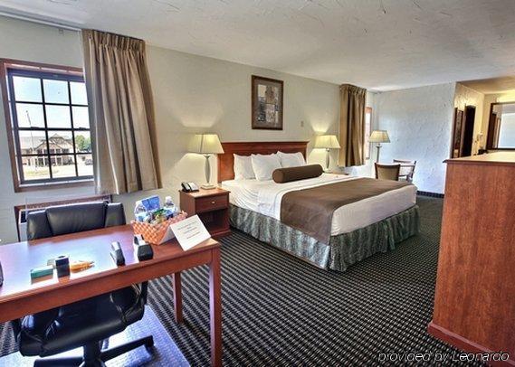 The Emerald House Hotel Bartlesville Exterior photo