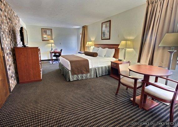The Emerald House Hotel Bartlesville Exterior photo