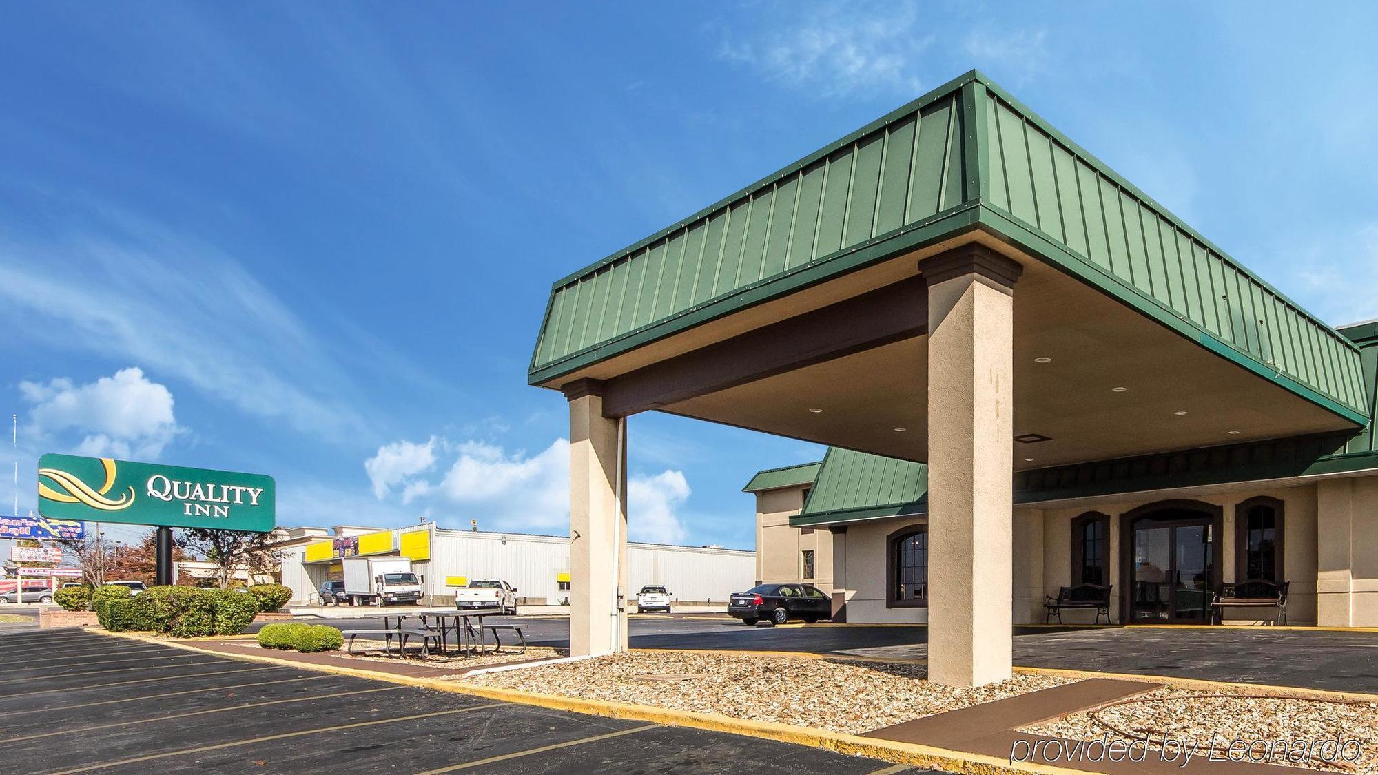 The Emerald House Hotel Bartlesville Exterior photo
